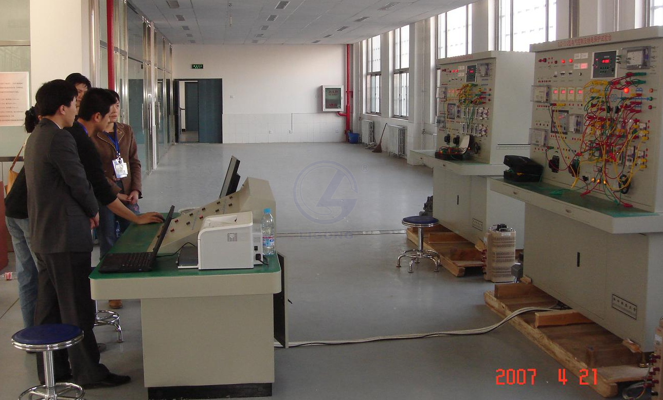 電氣控制及繼電保護綜合實驗臺 電氣控制及繼電保護綜合實驗臺